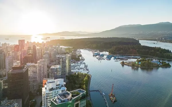 Vancouver, BC V6C 2C6,1077 W Cordova ST #PH4201