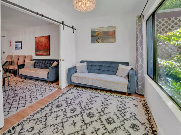 Abbotsford, BC V2T 4J1,32310 Mouat DR #62