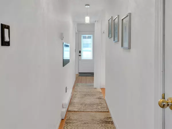 Abbotsford, BC V2T 4J1,32310 Mouat DR #62