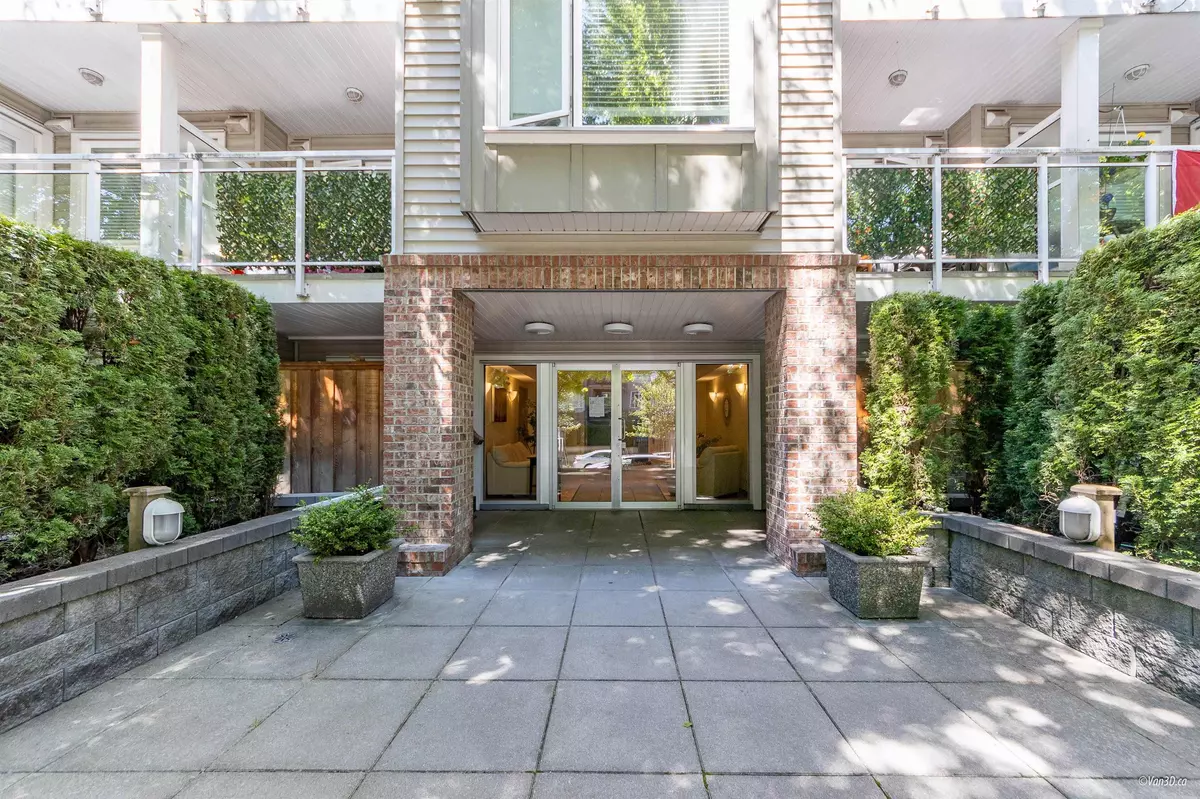 Port Coquitlam, BC V3C 1Y7,2373 Atkins AVE #302