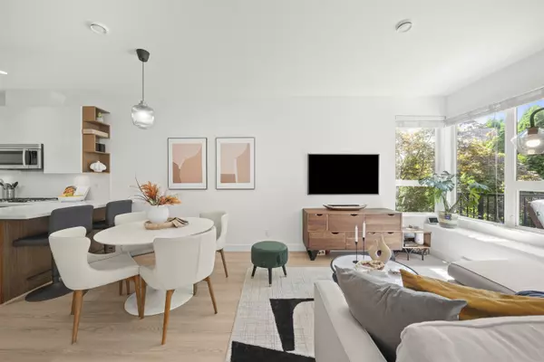 Vancouver, BC V5P 0B2,8438 Gladstone ST