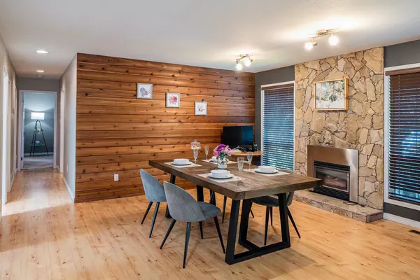 Maple Ridge, BC V2X 0V3,21934 Highview PL