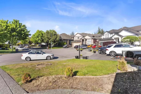 Surrey, BC V3X 3P5,12742 61a AVE