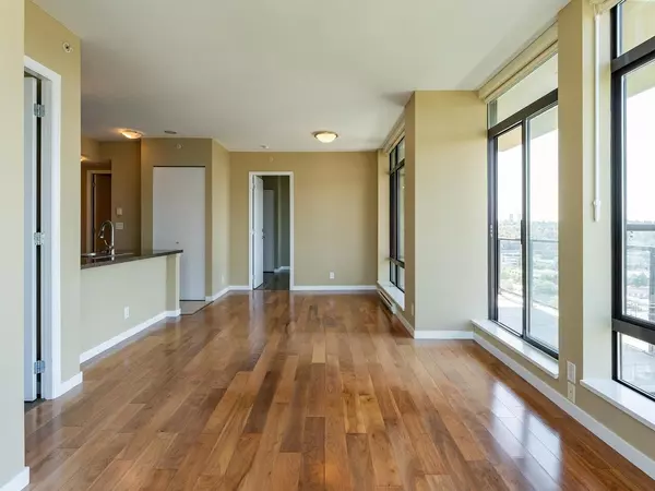 Burnaby, BC V5C 0B4,2345 Madison AVE #2204