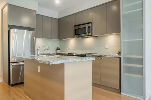 Surrey, BC V4N 6J7,6430 194 ST #310