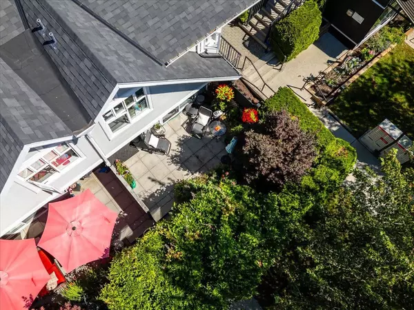 Burnaby, BC V5C 6R9,1203 Madison AVE #7