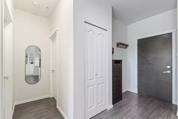Coquitlam, BC V3B 0L2,1135 Windsor Mews #102