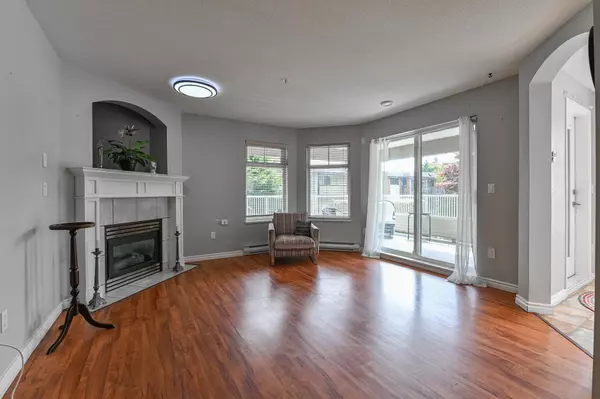 Ladner, BC V4K 5B5,4770 52a ST #207