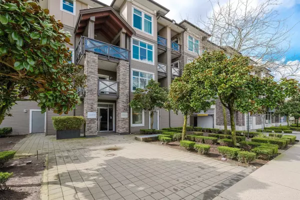 Surrey, BC V4N 6K2,18818 68 AVE #326