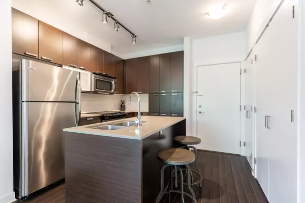 Surrey, BC V4N 6K2,18818 68 AVE #326