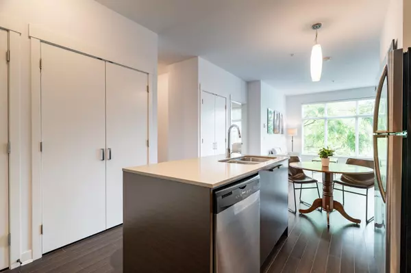 Surrey, BC V4N 6K2,18818 68 AVE #326