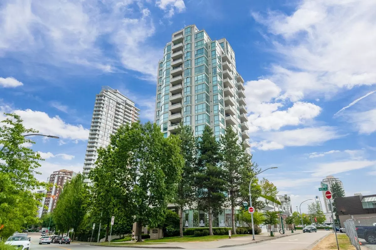 Burnaby, BC V5H 4V9,4788 Hazel ST #301