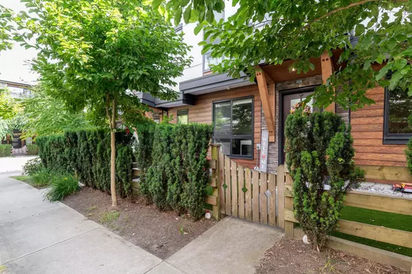 Surrey, BC V3S 6X6,16488 64 AVE #209