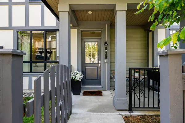 Coquitlam, BC V3E 0N2,3500 Burke Village Promenade #91