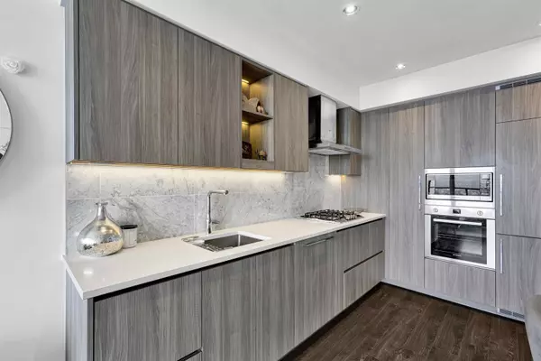 Burnaby, BC V5C 0M9,4730 Lougheed HWY #4905