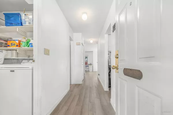 Surrey, BC V3W 7E6,13990 74 AVE #32