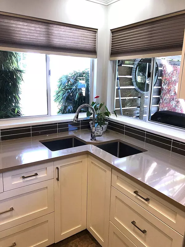 Maple Ridge, BC V2X 8X4,12226 202 ST