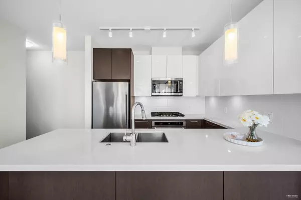 New Westminster, BC V3L 0H2,271 Francis WAY #305