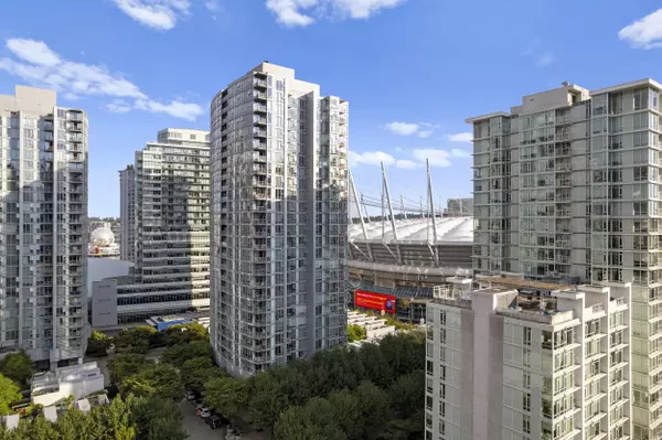 Vancouver, BC V6B 1W6,668 Citadel Parade #808