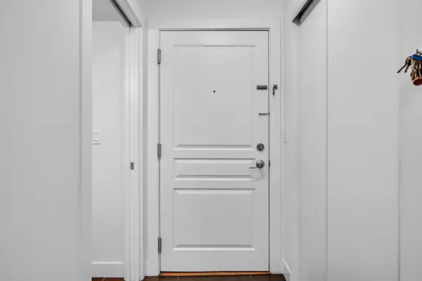 Vancouver, BC V5V 4G8,4550 Fraser ST #204