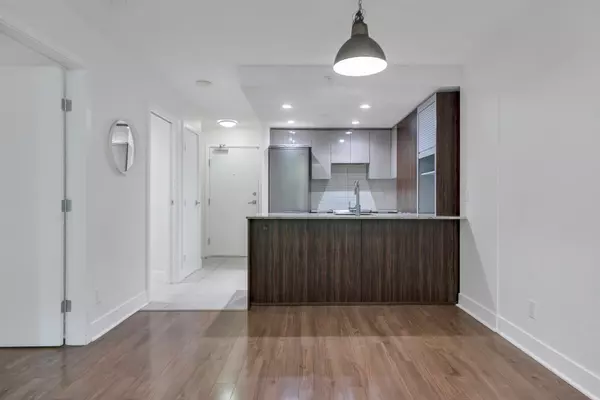 Vancouver, BC V6B 0J8,1088 Richards ST #209