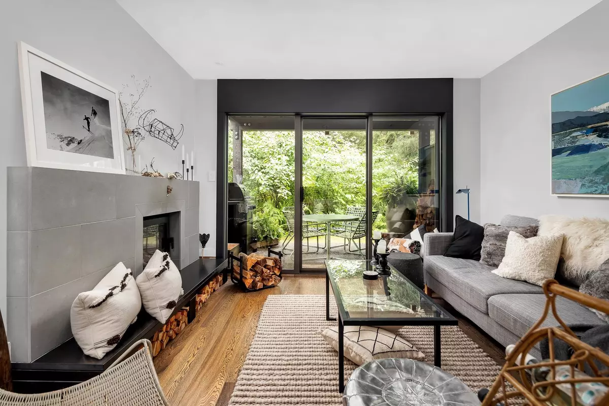 Whistler, BC V8E 0C5,6850 Crabapple DR #103