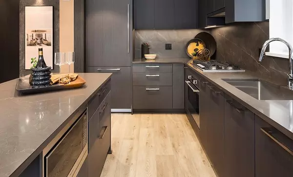 Burnaby, BC V5H 2P4,5860 Olive AVE #1009