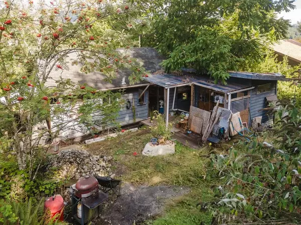 Gibsons, BC V0N 1V8,316 Headlands RD