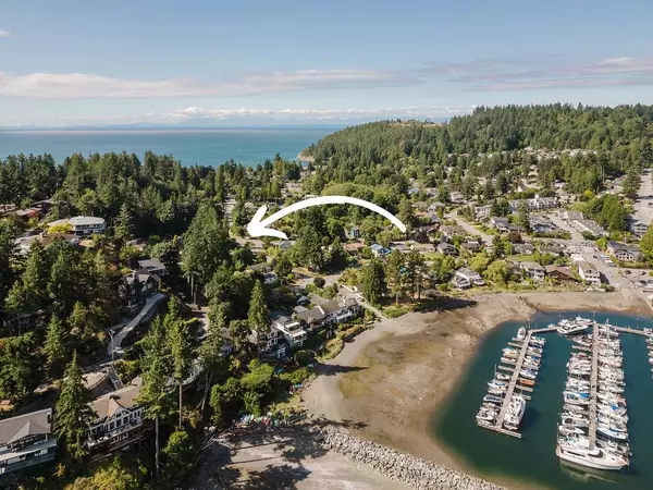 Gibsons, BC V0N 1V8,316 Headlands RD