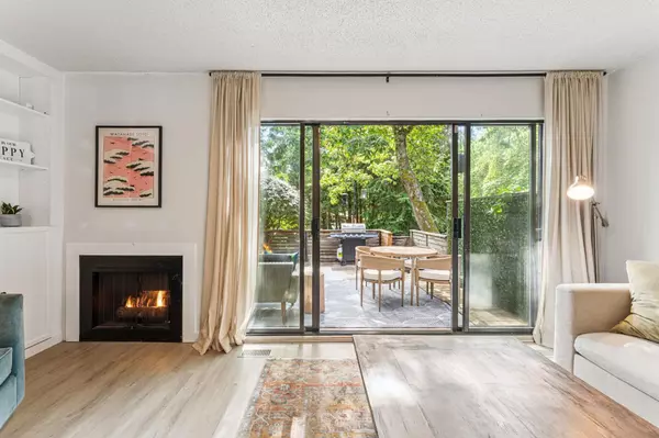 North Vancouver, BC V7J 3M5,1950 Cedar Village CRES #108