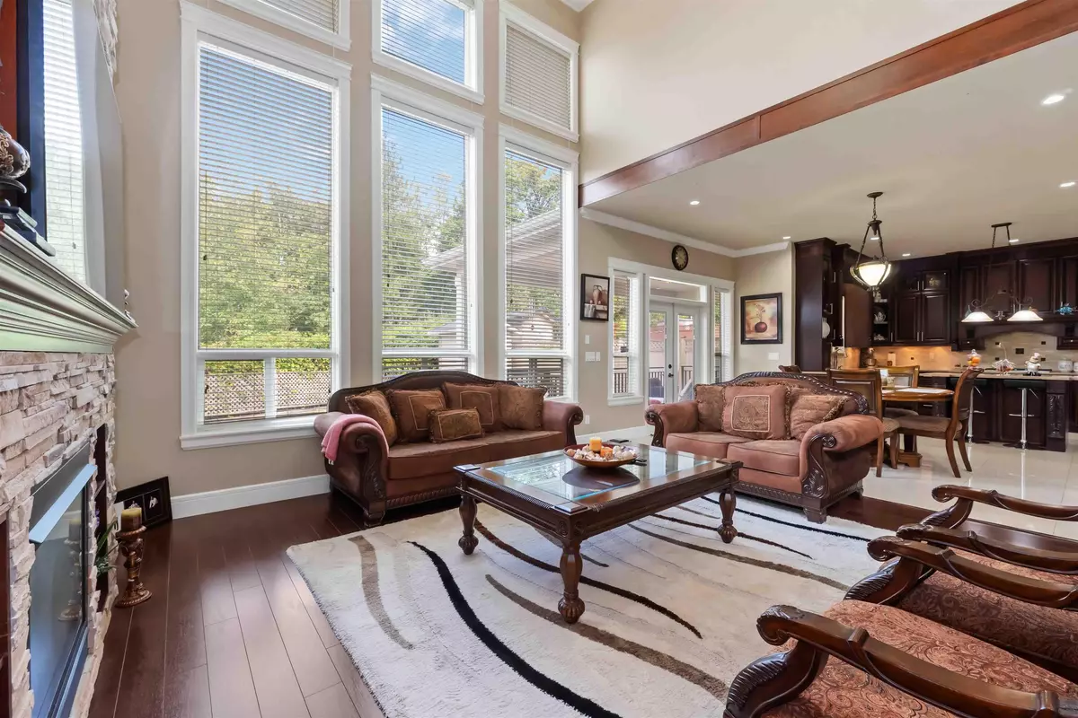 Surrey, BC V3S 4P4,17745 68 AVE