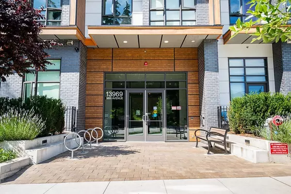 Surrey, BC V3T 0T1,13969 96 AVE #307