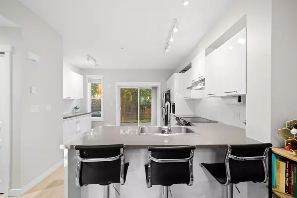 Langley, BC V2Y 0K1,7938 209 ST #148