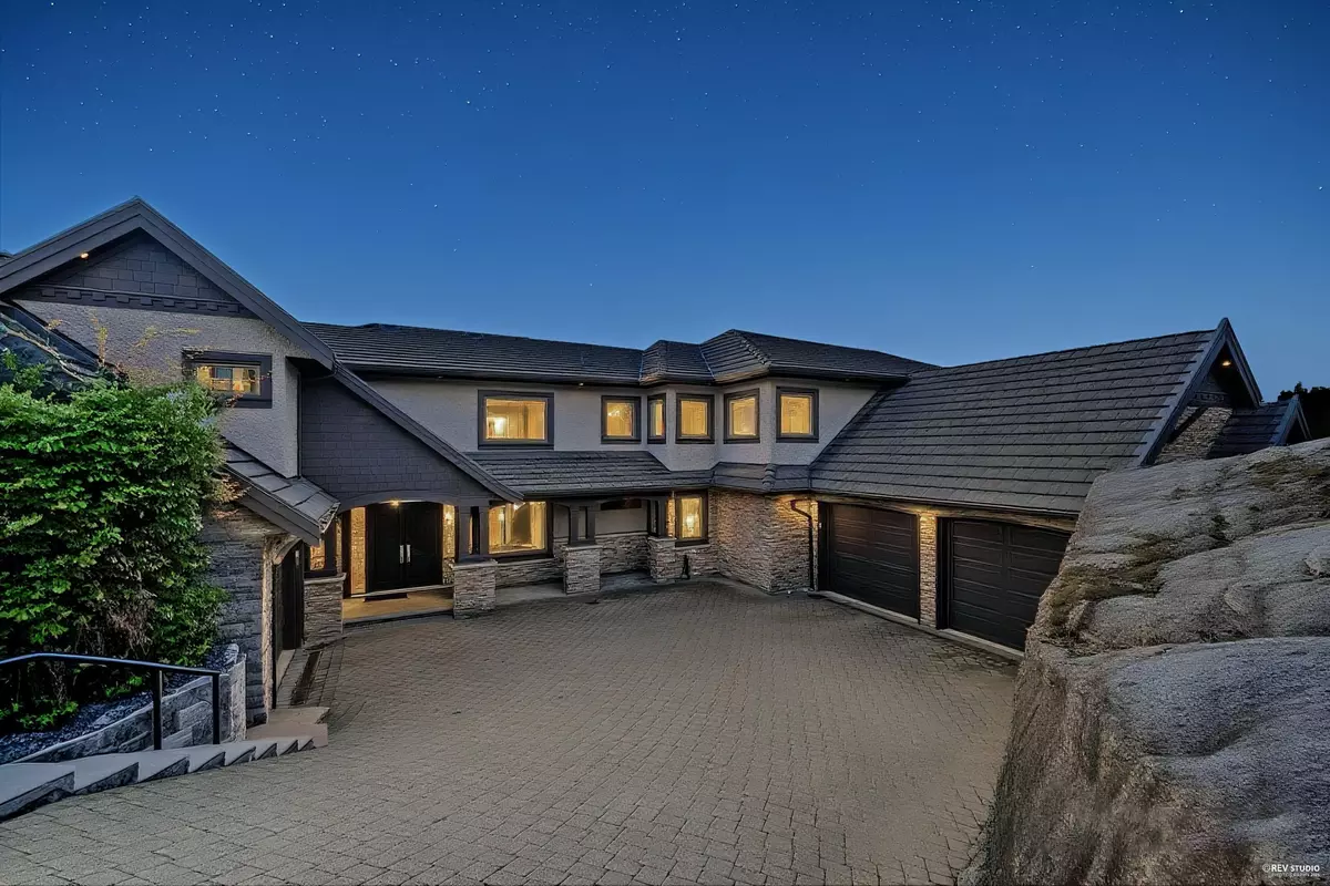 West Vancouver, BC V7S 2B3,1026 Eyremount DR