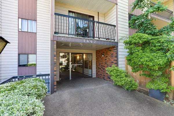 White Rock, BC V4B 3V5,1442 Blackwood AVE #205