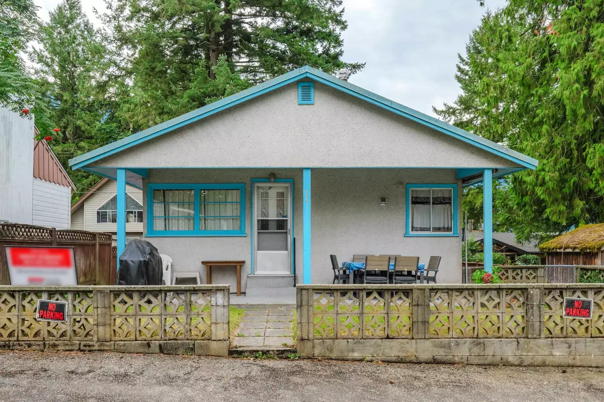 Cultus Lake, BC V2R 4Z4,436 Willow ST