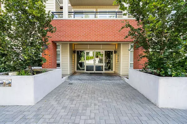 Langley, BC V2Y 0L4,20211 66 AVE #B311