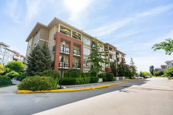 Langley, BC V2Y 0L4,20211 66 AVE #B311