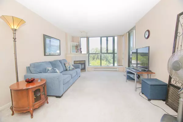 Port Moody, BC V3H 5B7,200 Newport DR #701