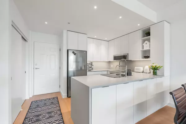 North Vancouver, BC V7G 2S5,3600 Windcrest DR #407