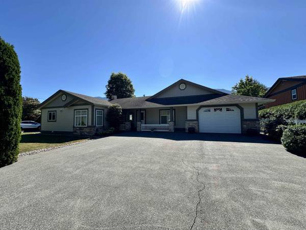 50584 Yale RD,  Rosedale,  BC V0X 1X2
