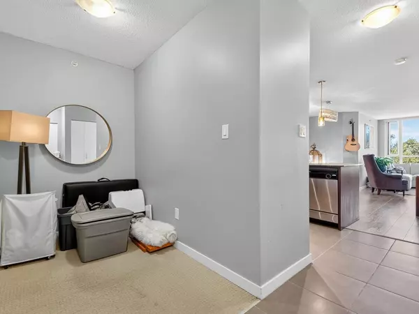 Burnaby, BC V5C 0C6,4888 Brentwood DR #1405