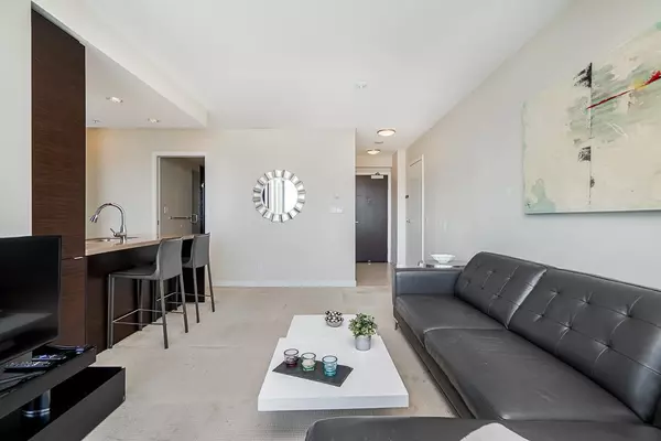 Vancouver, BC V6B 0H4,833 Homer ST #2906