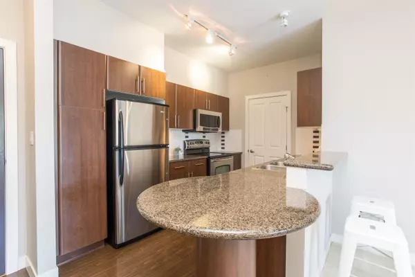 Port Coquitlam, BC V3C 1Z6,2330 Wilson AVE #302