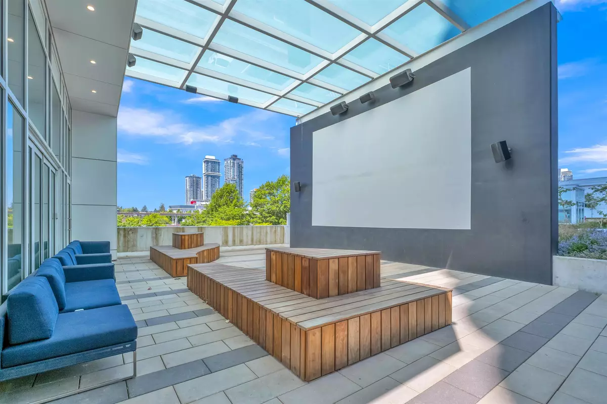 Surrey, BC V3T 1N7,13685 102 AVE #1107