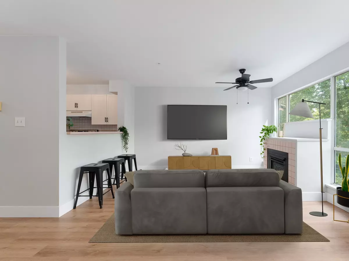 Port Coquitlam, BC V3C 6G6,2429 Hawthorne AVE #208