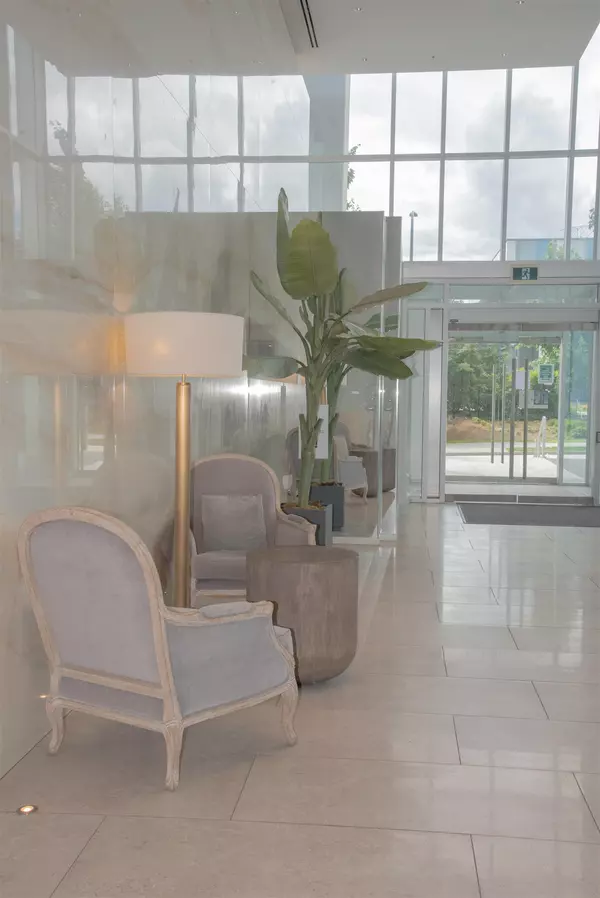 Burnaby, BC V5C 0L2,1888 Gilmore AVE #503