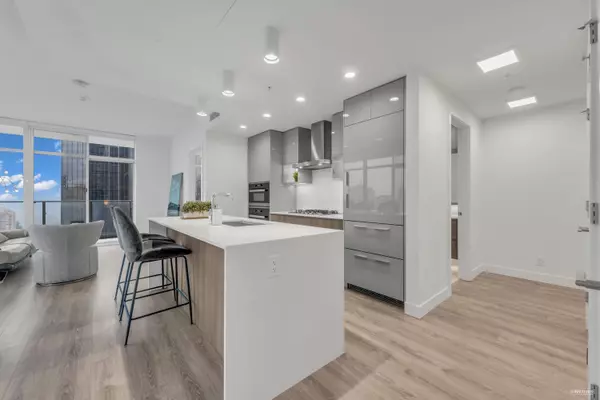 Burnaby, BC V5H 0K5,6511 Sussex AVE #2008