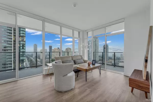 Burnaby, BC V5H 0K5,6511 Sussex AVE #2008