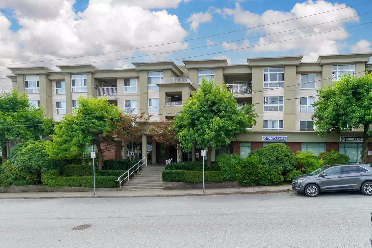 Maple Ridge, BC V2X 2L5,22230 North AVE #401